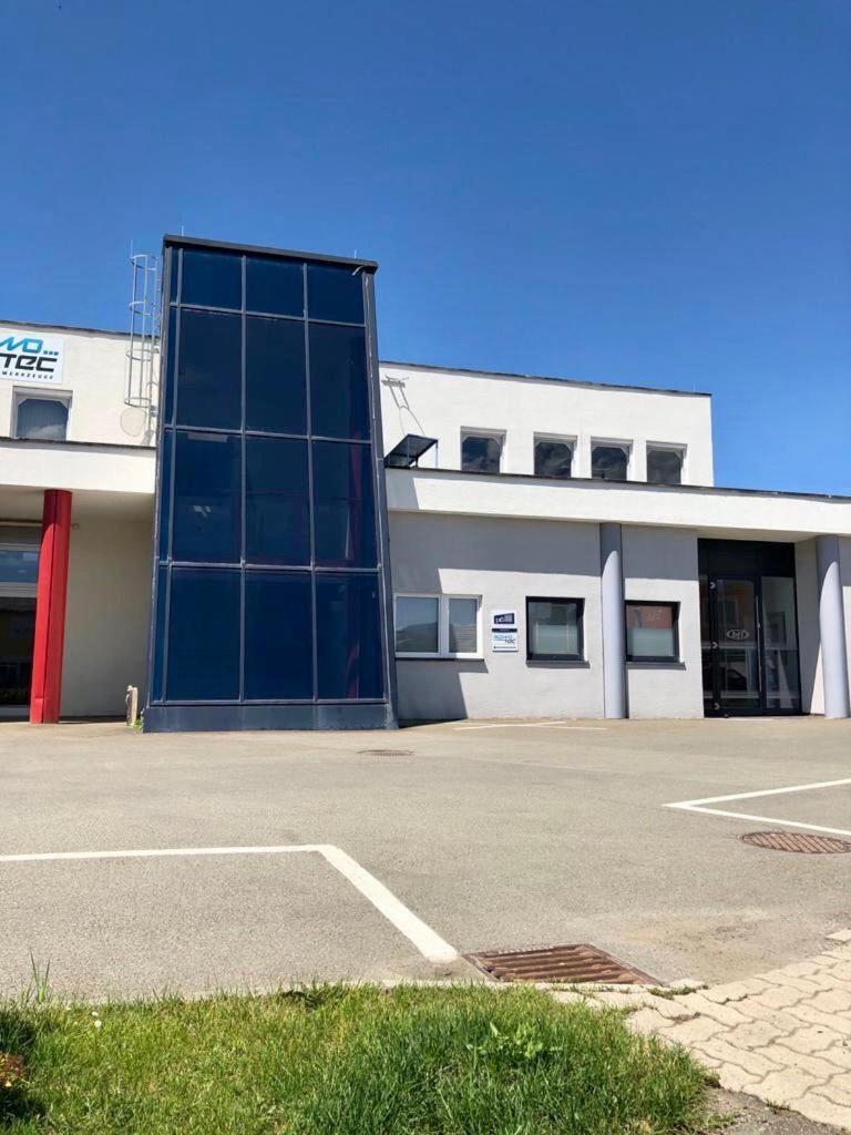 Kobra Room Fuer 4 Personen Spielberg Bei Knittelfeld Exteriér fotografie
