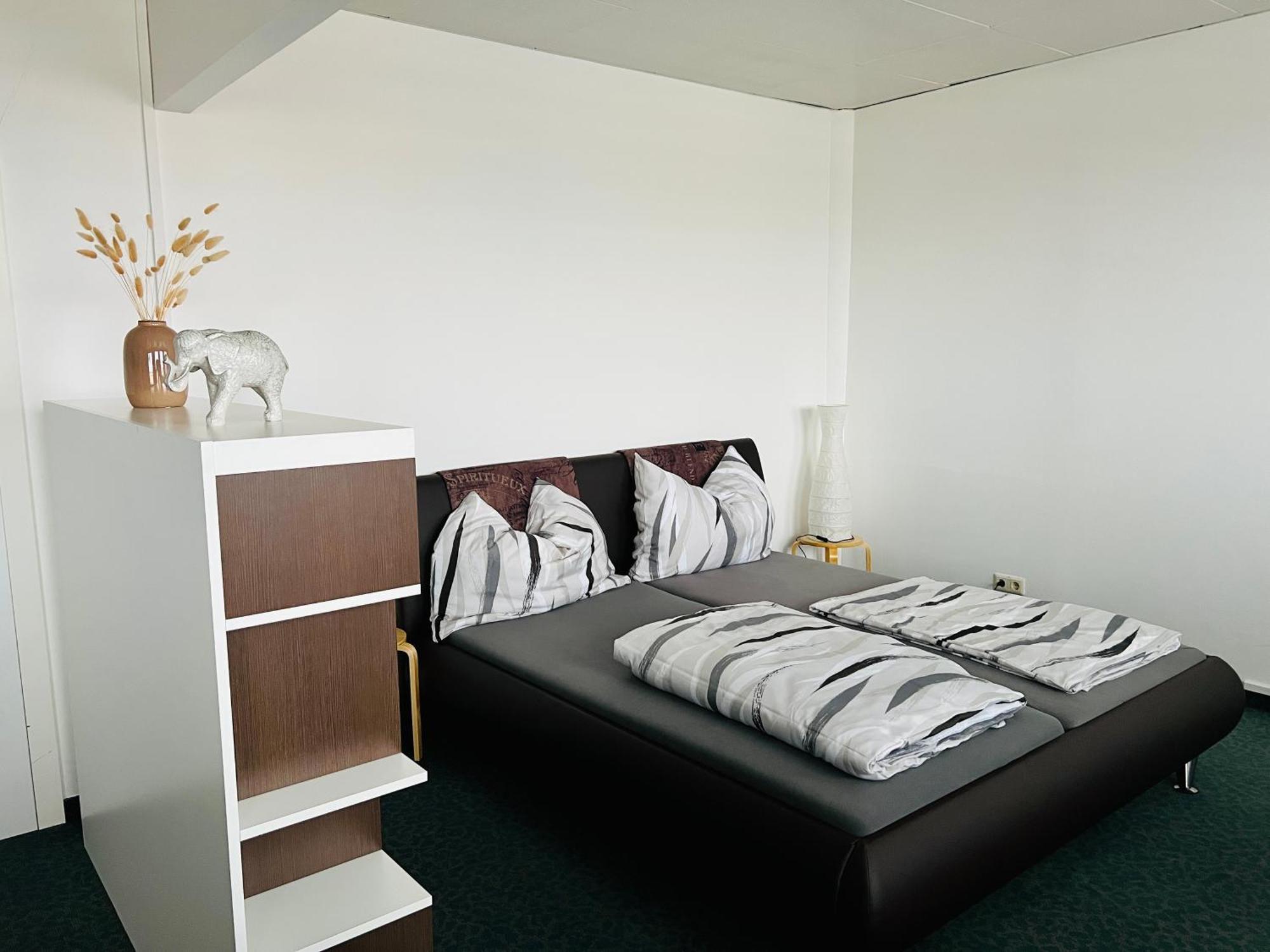 Kobra Room Fuer 4 Personen Spielberg Bei Knittelfeld Exteriér fotografie